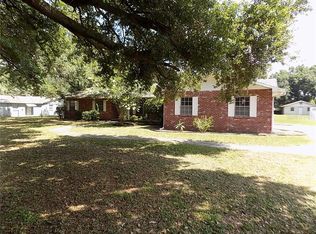 1928 W Sydney Rd, Valrico, FL 33594