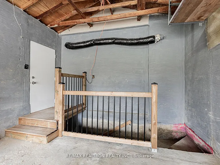 157 Angus Dr #BASEMENT — Photo 8