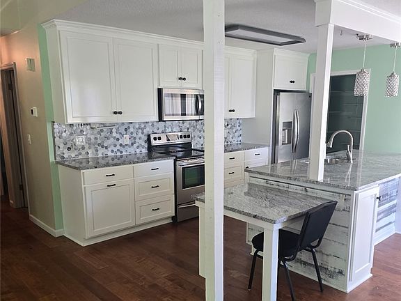 5th image of 109 Brady Dr
