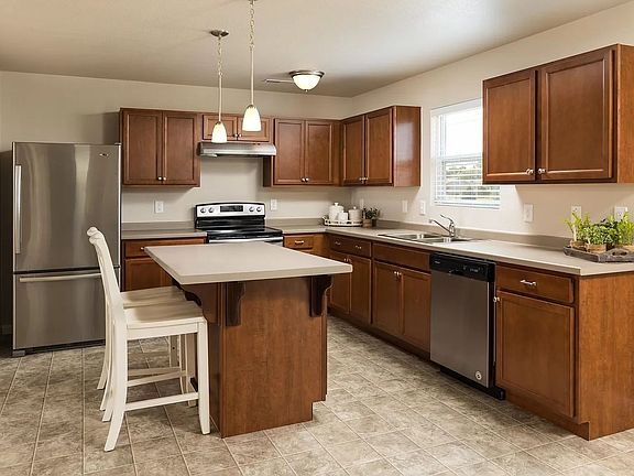 4th image of 50663 Chardonnay St