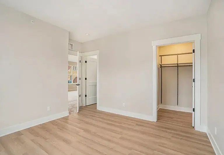 5434 32nd Ave #211 — Photo 8
