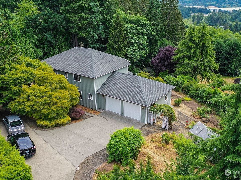 1st image of 607 66th Avenue NE