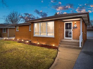 742 E 164th Pl, South Holland, IL 60473