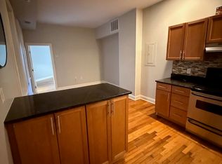 13 Grove St, Boston, MA 02114