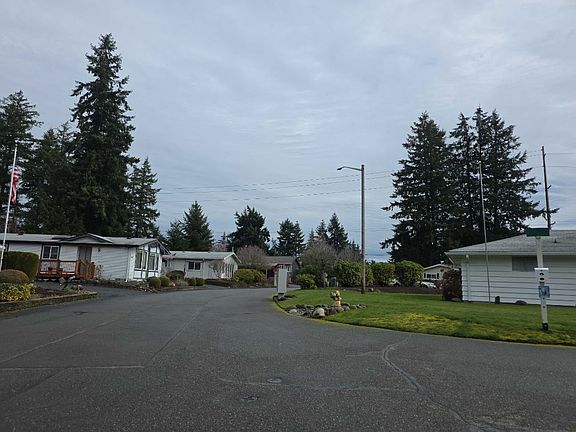 3rd image of 10108 191st St E