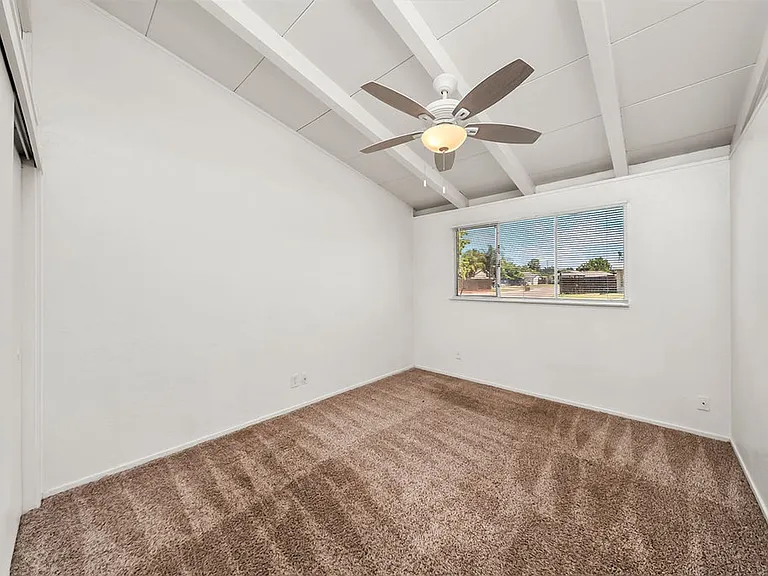 5625 San Vincente Way — Photo 9