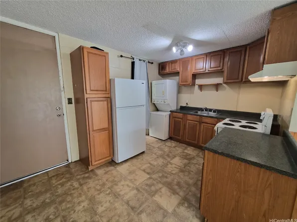 95-065 Waikalani Dr APT F204, Mililani, HI 96789