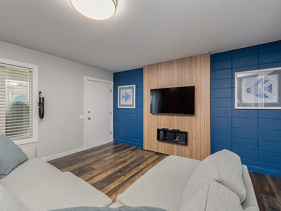 5th image of 200 W Kingfish St #103-D