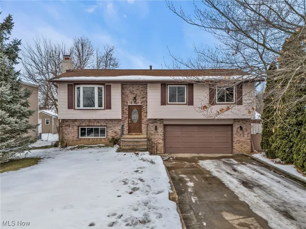 221 Magnolia Ave, Northfield, OH 44067