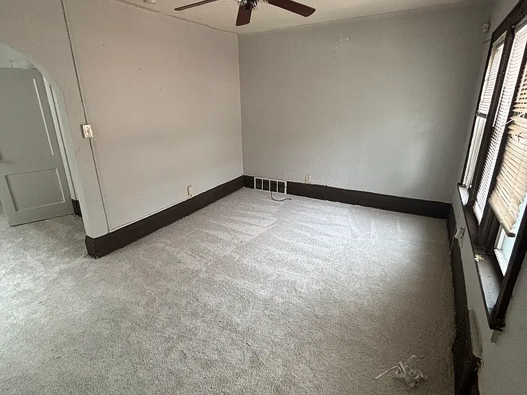1425 N 24th Pl — Photo 7