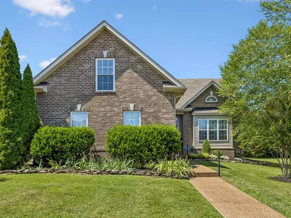 7010 Nickalus Way, Spring Hill, TN 37174