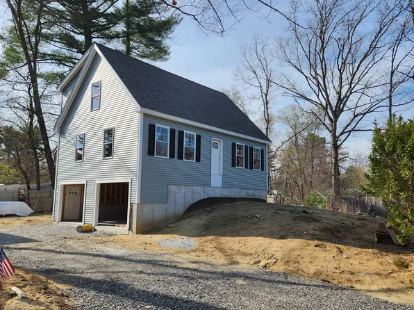 8 Phyllis Avenue, Raymond, NH 03077