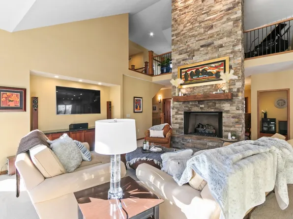 255 Indian Mound Pkwy, Whitewater, WI 53190