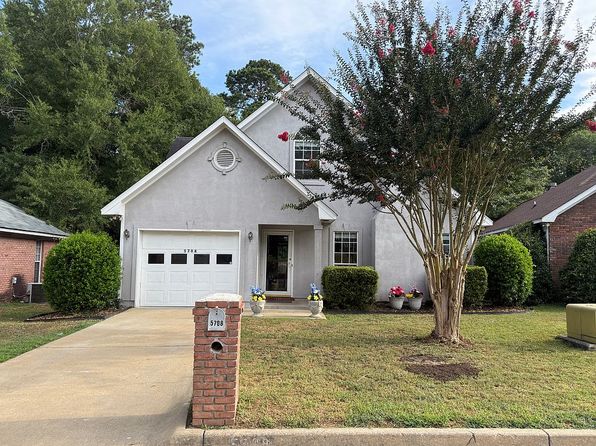 5708 Lakepointe Ln