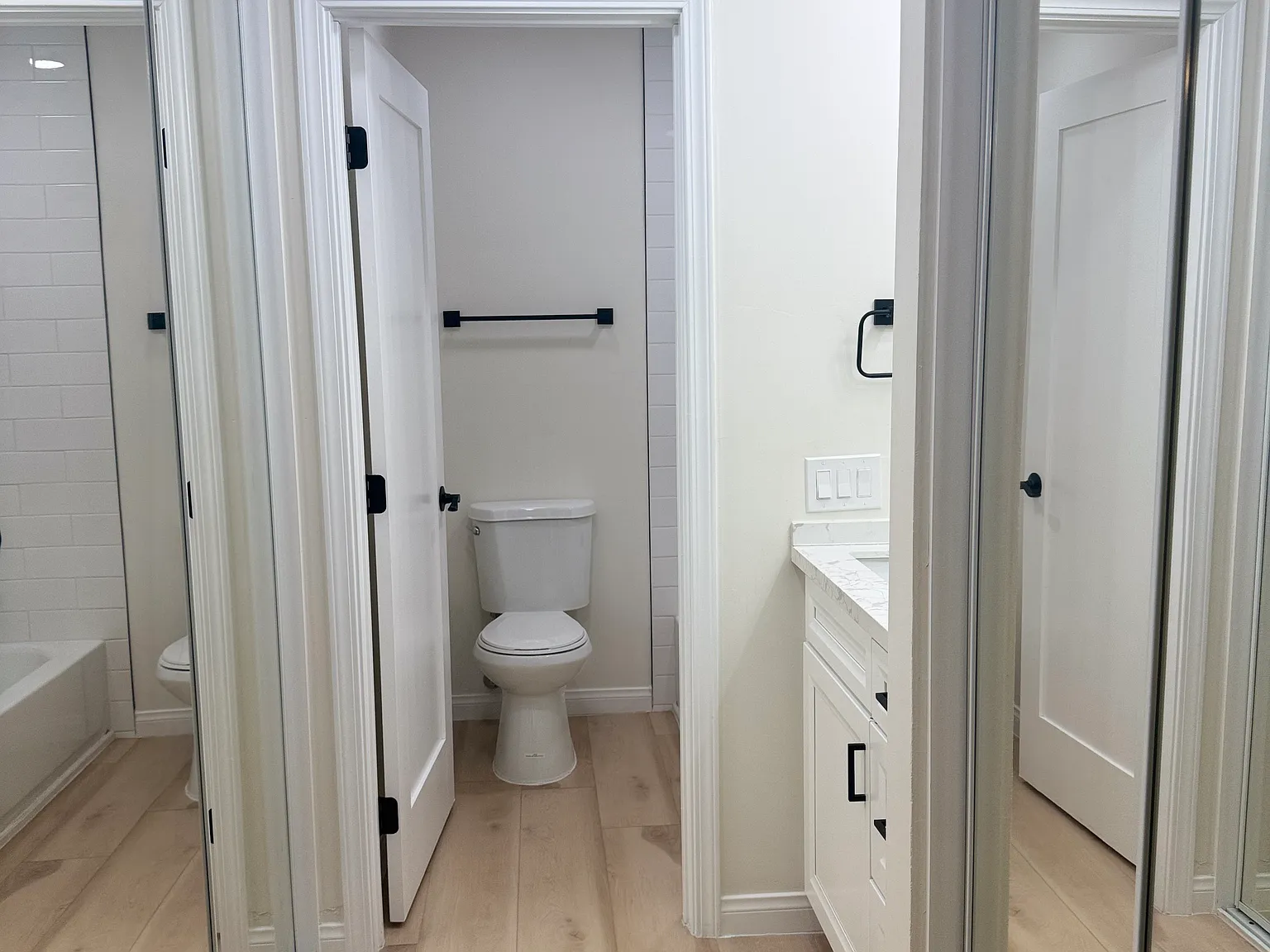 10309 Azuaga St — Photo 4