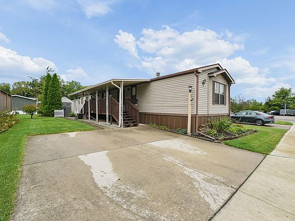 4th image of 58 Birch Row Dr