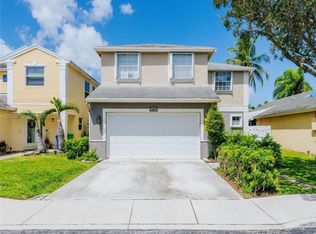 305 S Ketch Dr, Fort Lauderdale, FL 33326