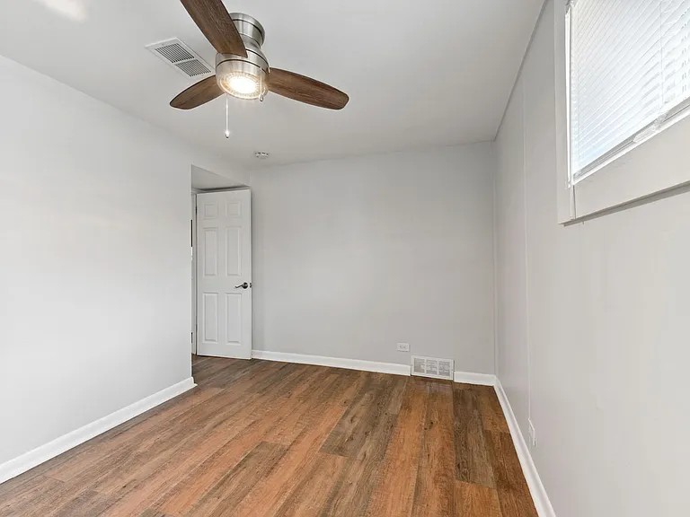 1520 Oneida St #B — Photo 12