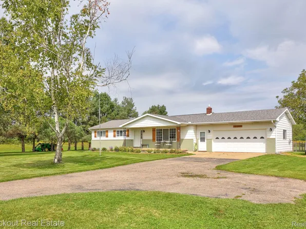 10863 Canada Rd, Birch Run, MI 48415