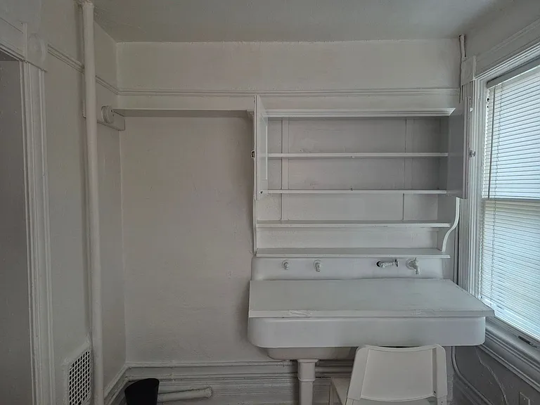 Downtown Rooms — Photo 15