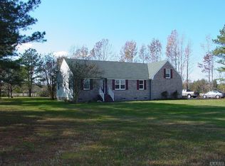 728 W Backwoods Rd, Moyock, NC 27958