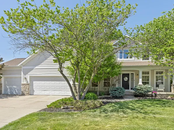3457 N Meadowgrove Dr SE, Kentwood, MI 49512