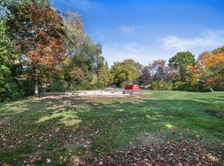 19415 W Highland Dr, New Berlin, WI 53146