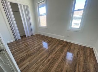 2522 S 6th St #3, Milwaukee, WI 53215
