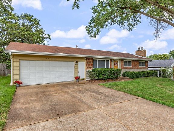 2nd image of 9217 Lurline Dr