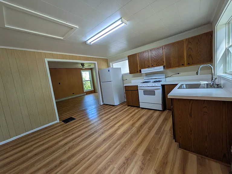 802 Petoskey St #1 — Photo 3