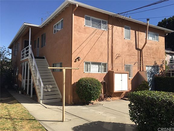 2nd image of 4517 Hazeltine Ave