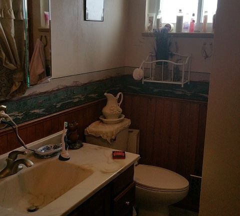 2nd image of 505 Pine St