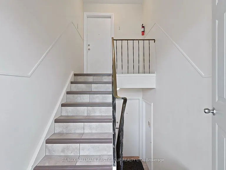 361 Dwight Ave #MAIN — Photo 2