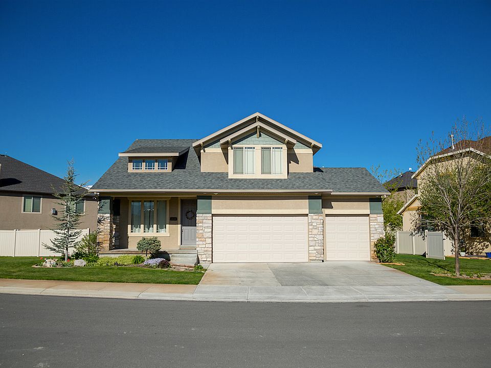 1st image of 2838 N Augusta Dr