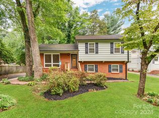 2440 Wensley Dr, Charlotte, NC 28210