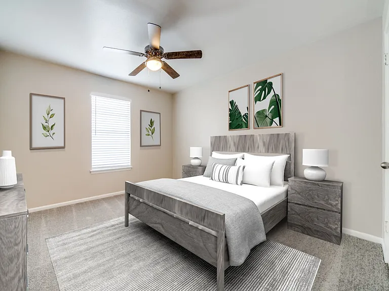 The Oaks Apartments At Medical Center — Photo 6