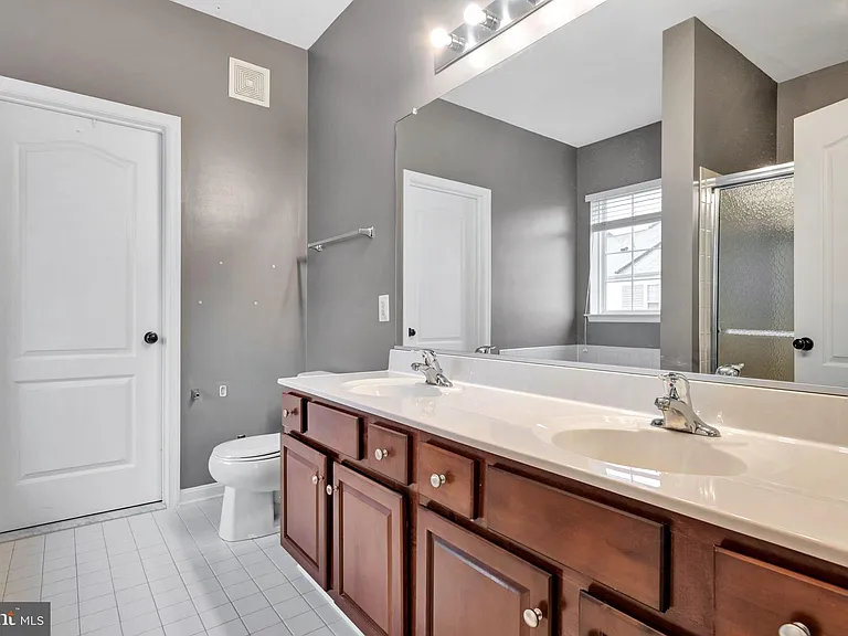 5502 Capital Gateway Dr #418 — Photo 14