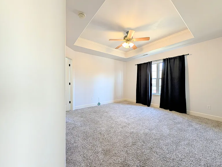 2944 W Old Farmington Rd — Photo 8