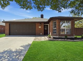 1152 Lake Bluff Dr, Little Elm, TX 75068