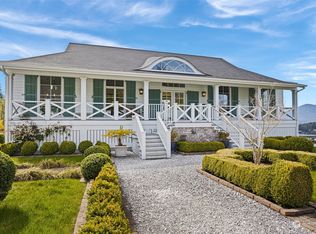 8565 Leeward Ave NW, Seabeck, WA
