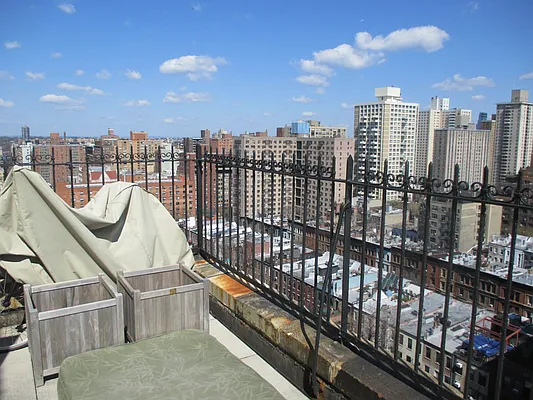 Rented by Rita S Citrin, LREB | media 2