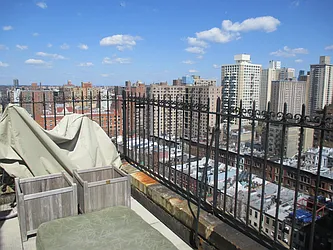 Rented by Rita S Citrin, LREB