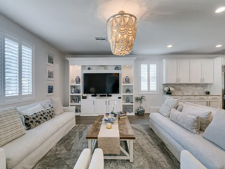 12314 Kings Eagle St — Photo 2