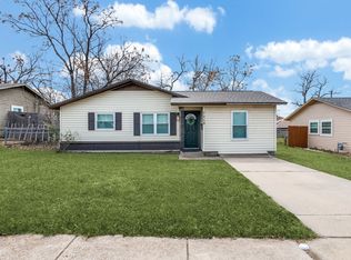 7208 Van Natta Ln, Fort Worth, TX 76112