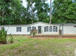 137 Green Oaks Ct, Midway, GA 31320