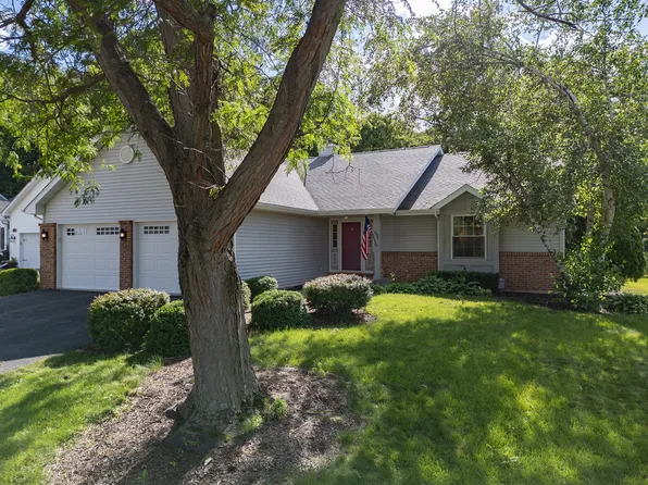 808 Midway Ct, Oregon, IL 61061