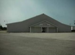 600 Halfway Rd, Marion, IL 62959