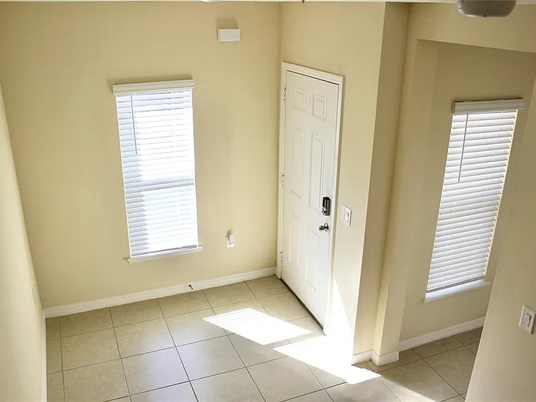4723 Coral Castle Dr — Photo 30