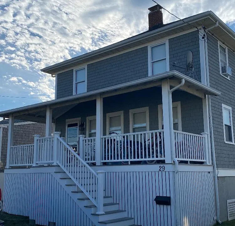 29 10th Ave