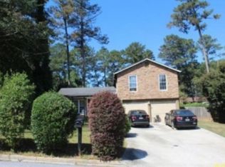 6668 Wildwood Ct, Lithonia, GA 30058